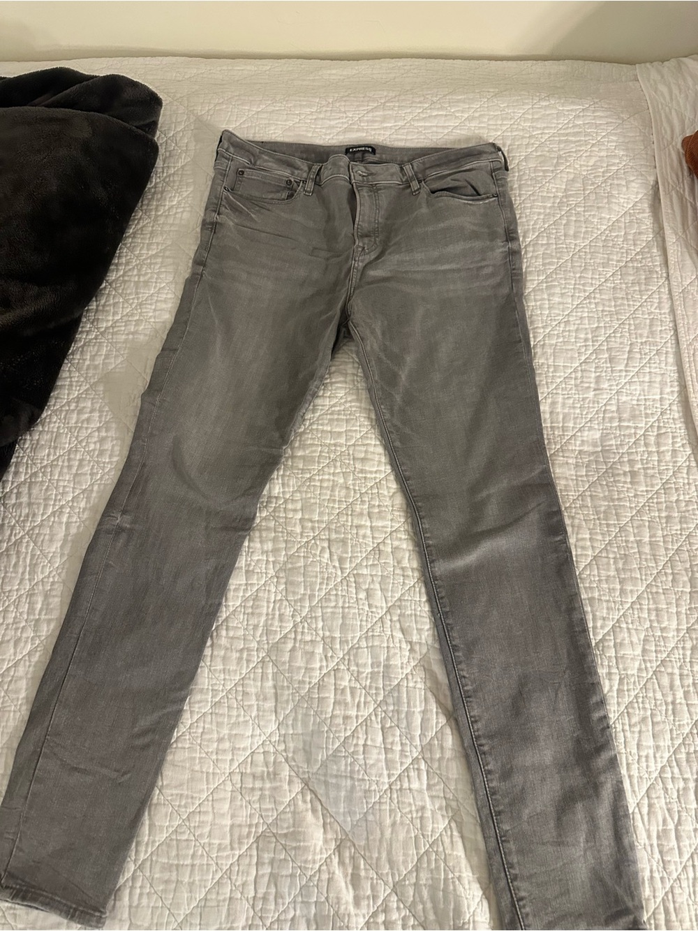 Express Men’s Gray Super Skinny Jeans